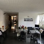Πανσιόν Dolce Carini