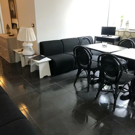 Guest house Dolce Carini